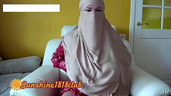 Muslim arabic busty girl in hijab fat booty wet pussy lips cam Mia Khalifa 10.15
